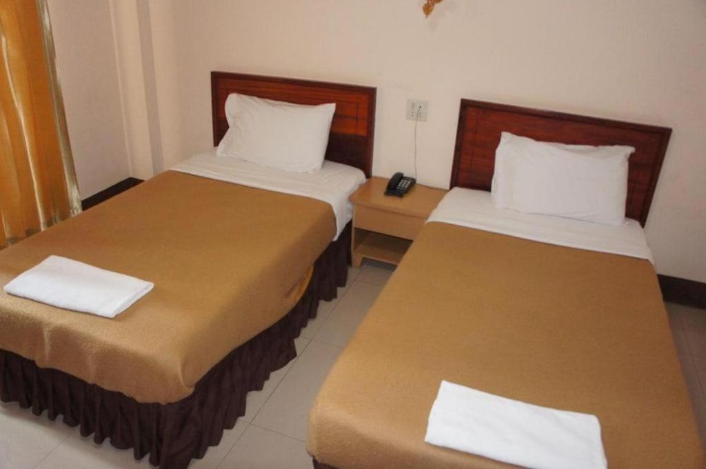 Chaleunehoung Hotel Wientian Zewnętrze zdjęcie