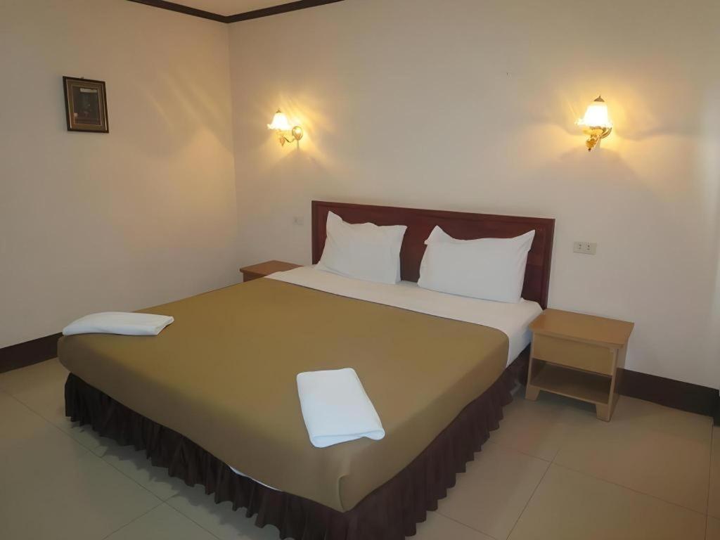 Chaleunehoung Hotel Wientian Zewnętrze zdjęcie