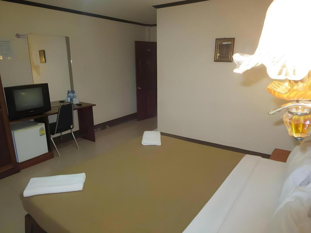Chaleunehoung Hotel Wientian Zewnętrze zdjęcie