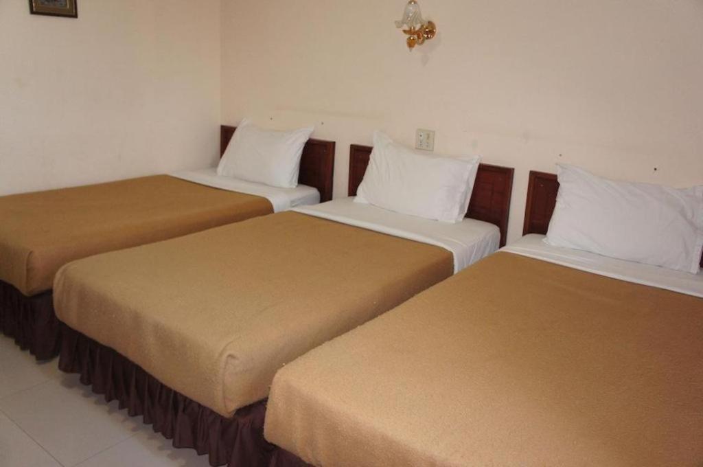 Chaleunehoung Hotel Wientian Zewnętrze zdjęcie