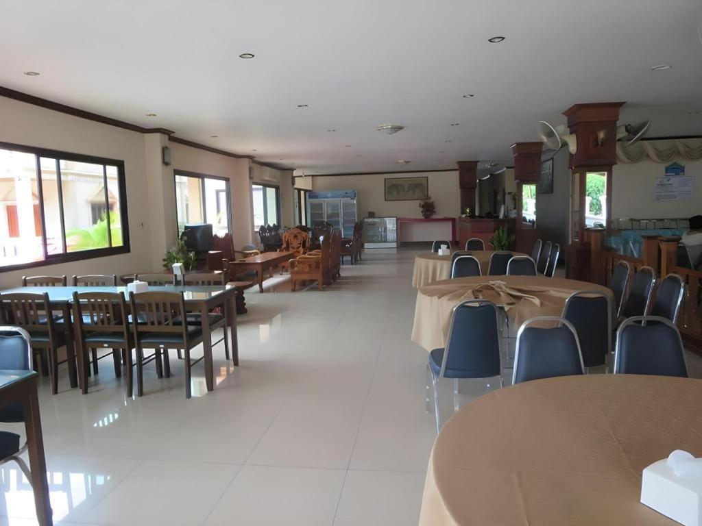Chaleunehoung Hotel Wientian Zewnętrze zdjęcie